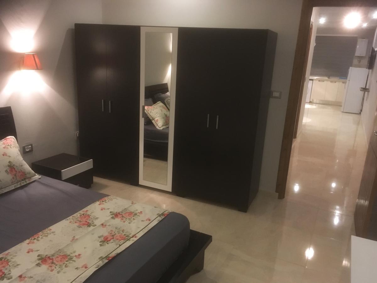 比塞大London House公寓式酒店 外观 照片