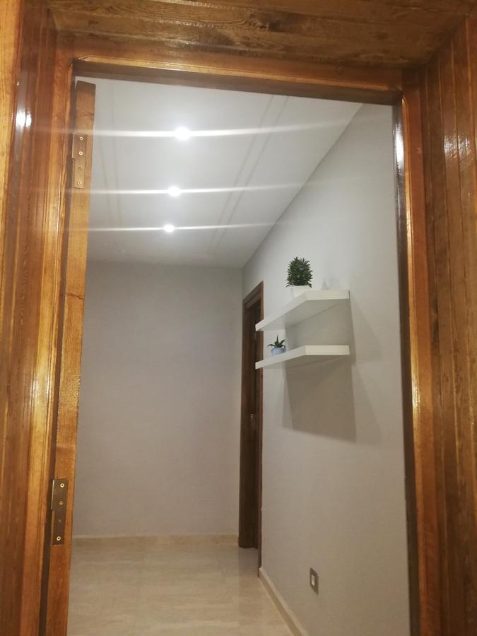 比塞大London House公寓式酒店 外观 照片