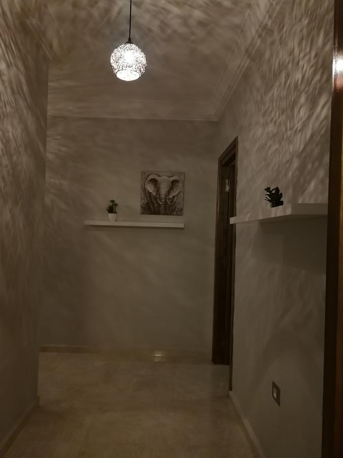 比塞大London House公寓式酒店 外观 照片