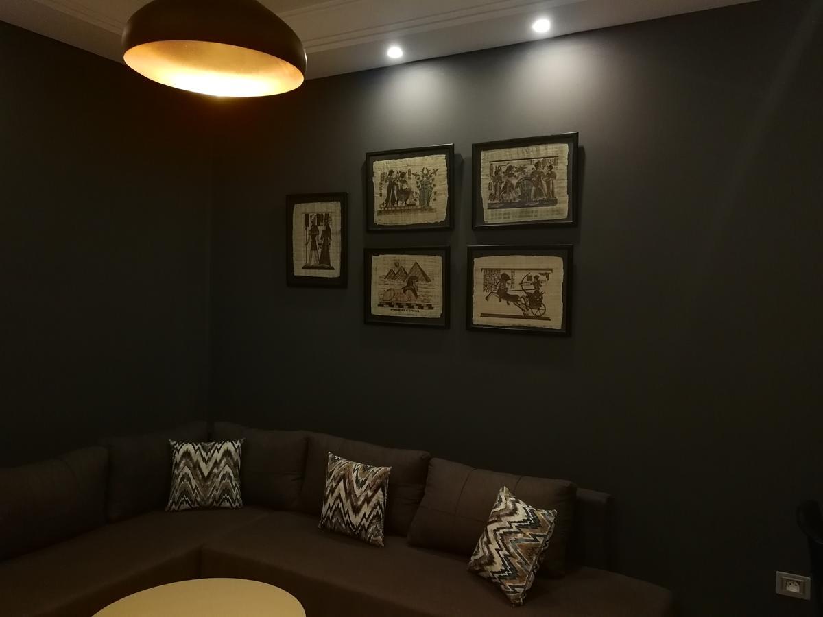比塞大London House公寓式酒店 外观 照片
