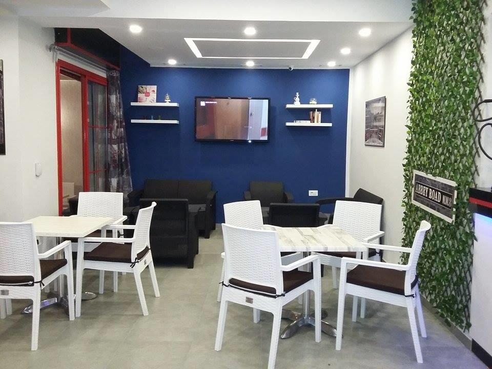 比塞大London House公寓式酒店 外观 照片